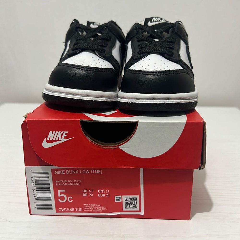 Nike Dunk Low (TDE)